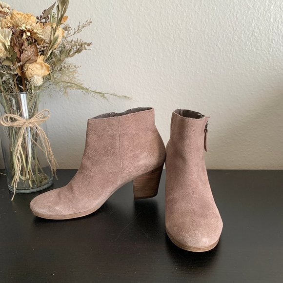 Crown Vintage Sandy Booties